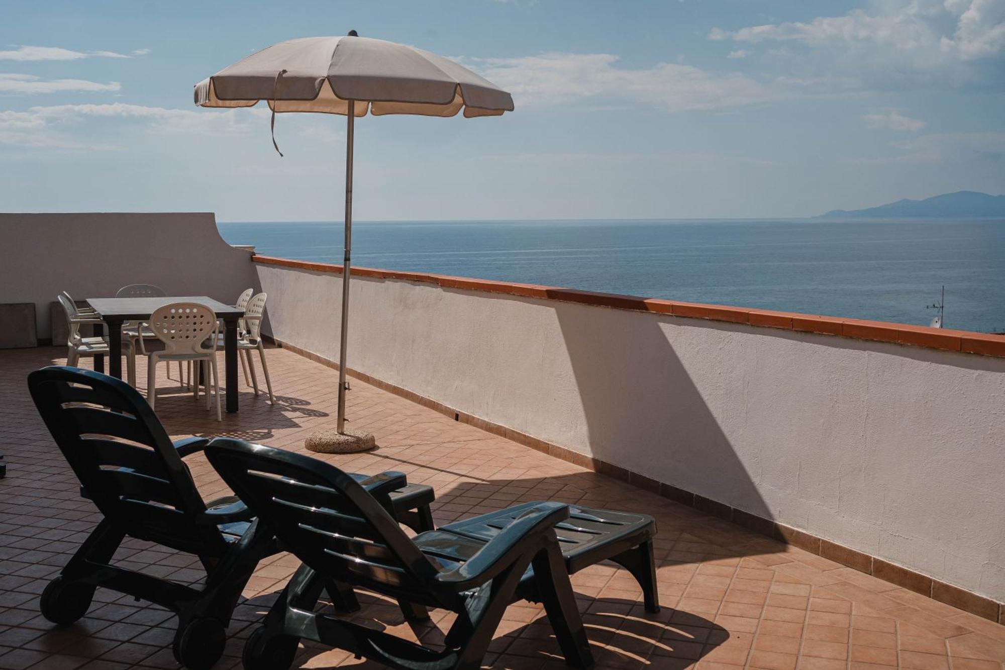 Residence Riviera Palinuro Exterior photo
